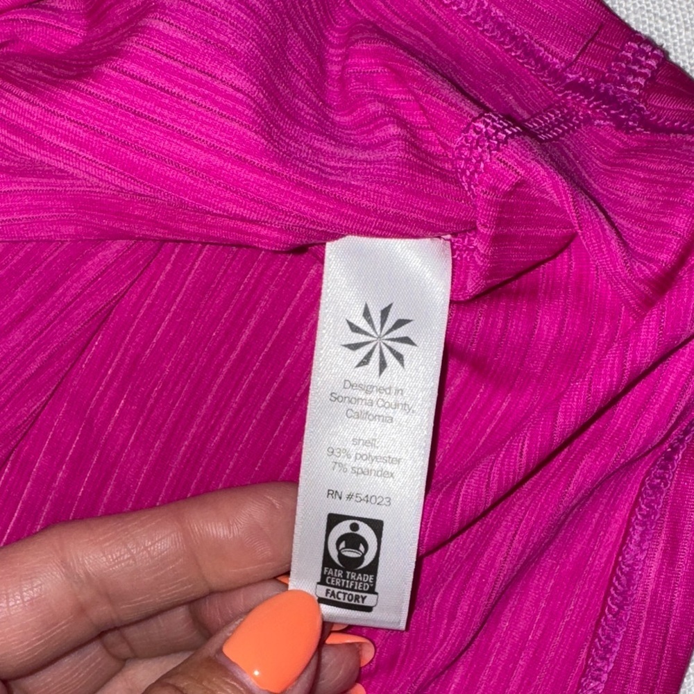 💖🏃‍♀️ EUC Athleta Racerback Tank – Vibrant Pink – Size L - Picture 5 of 6